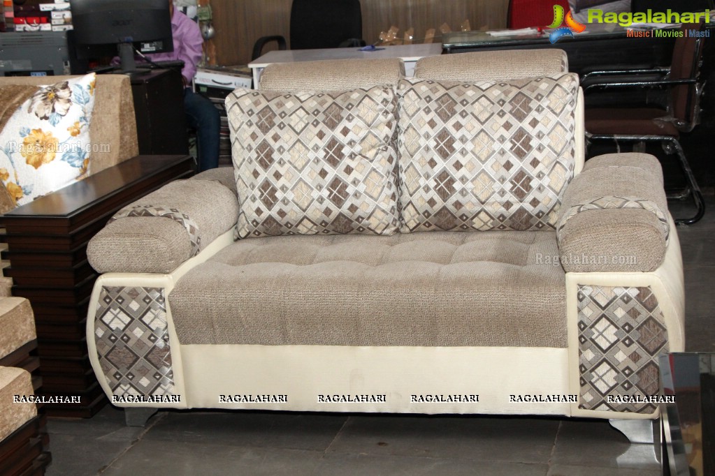 Sony Charishta launches Special Furniture at Lepakshi Furniture and Interiors