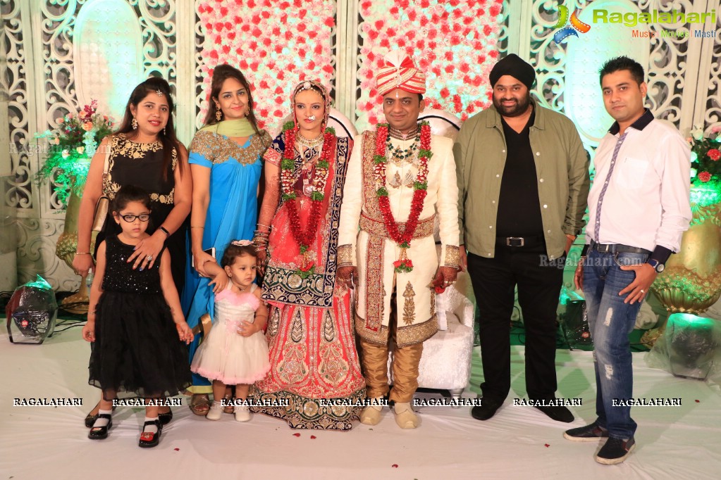 Grand Reception of Mohit Bung-Payal at Mayfair Convention, Hyderabad