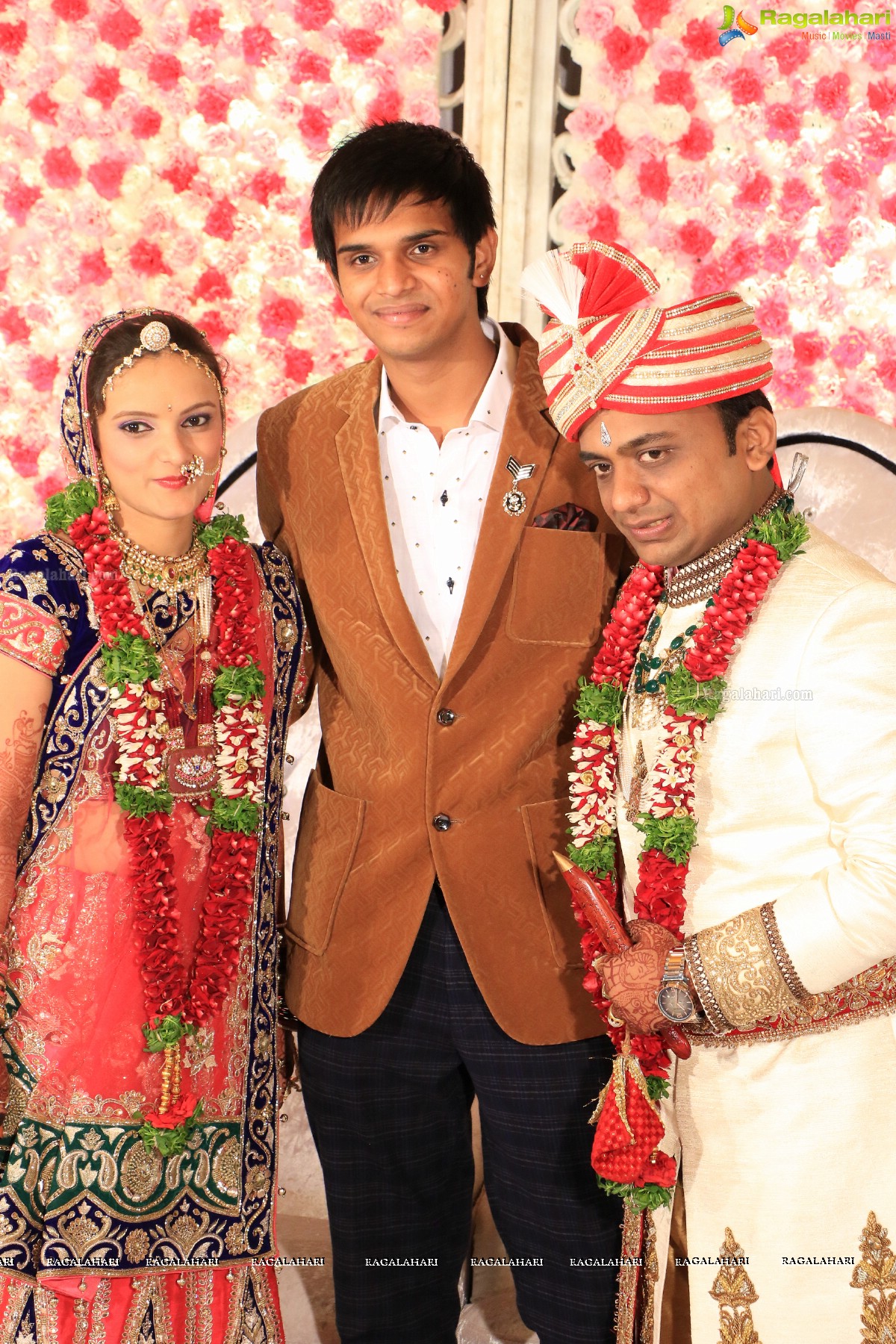 Grand Reception of Mohit Bung-Payal at Mayfair Convention, Hyderabad