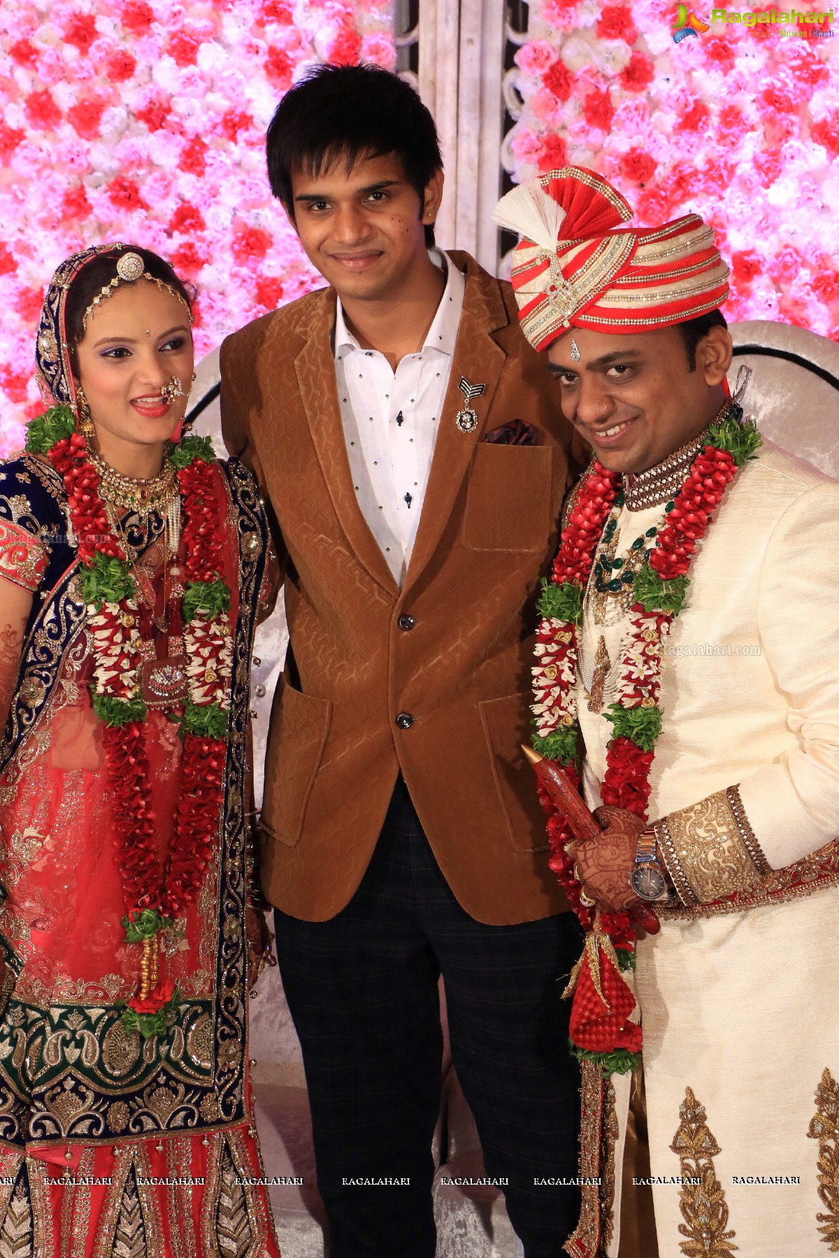 Grand Reception of Mohit Bung-Payal at Mayfair Convention, Hyderabad