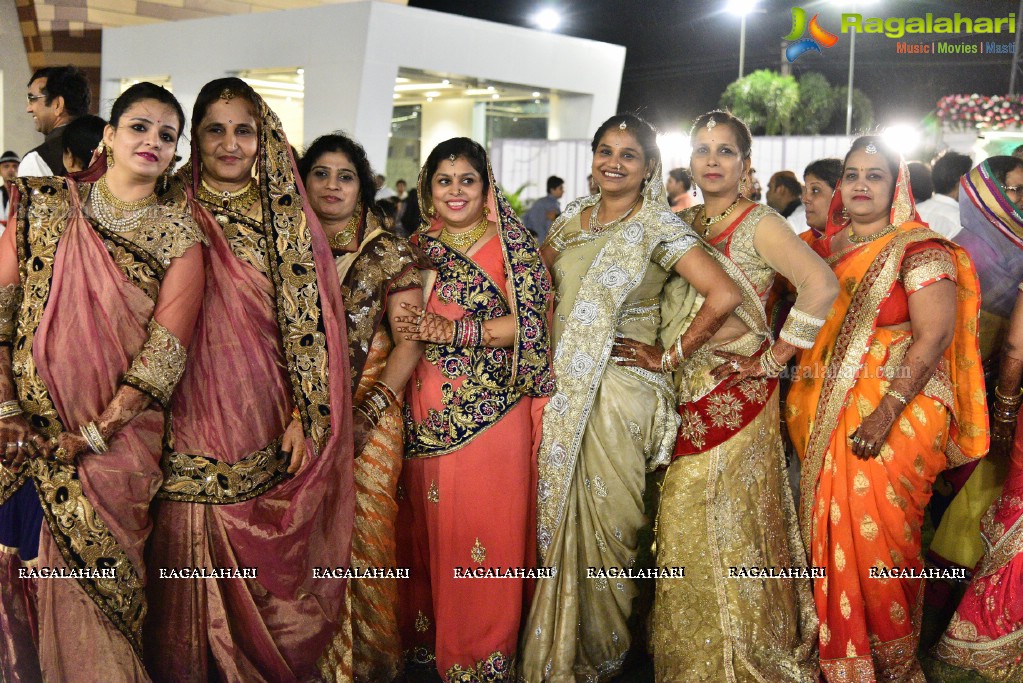 Grand Reception of Mohit Bung-Payal at Mayfair Convention, Hyderabad