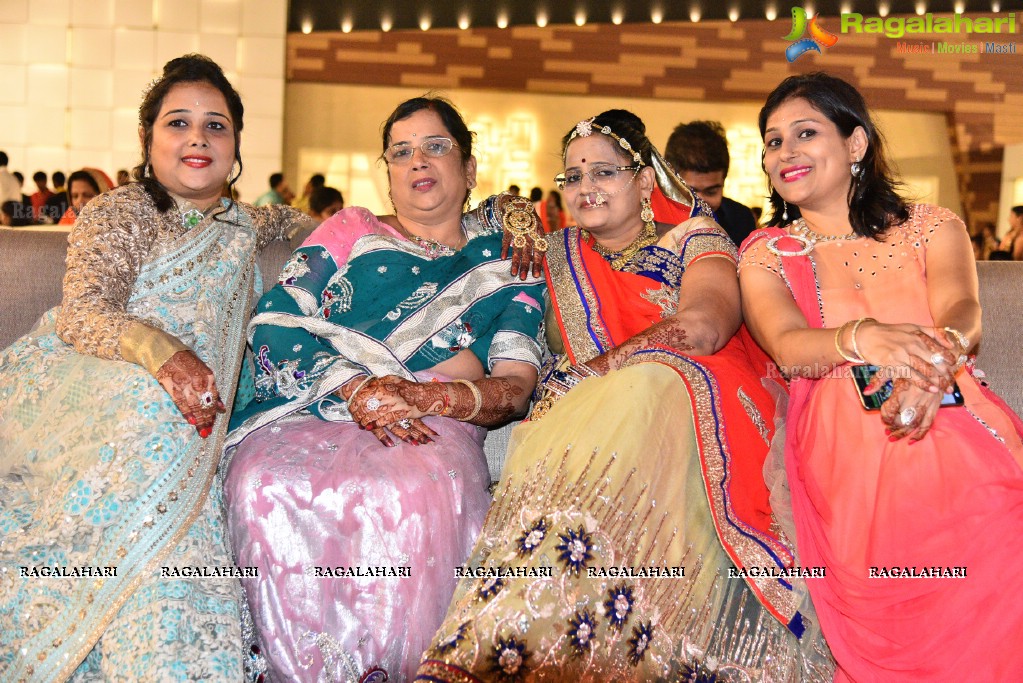 Grand Reception of Mohit Bung-Payal at Mayfair Convention, Hyderabad