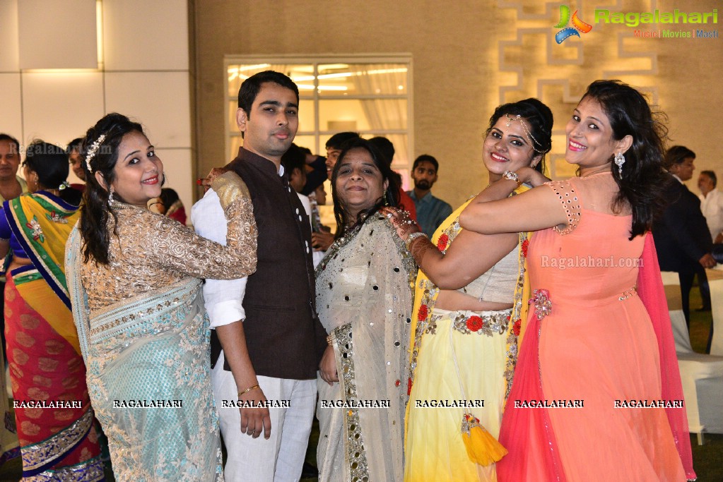 Grand Reception of Mohit Bung-Payal at Mayfair Convention, Hyderabad