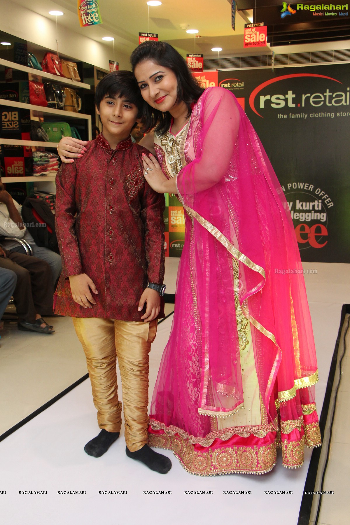 Women Power Offer Launch and Fashion Show at rst.retail, Hyderabad