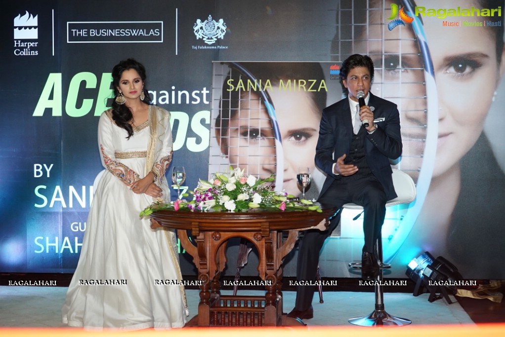 Shahrukh Khan unveils Sania Mirza Autobiography Book in Hyderabad