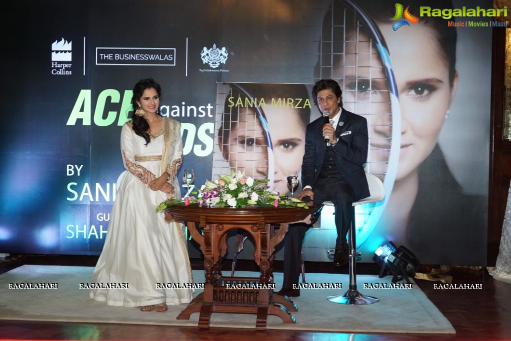 Shahrukh Khan unveils Sania Mirza Autobiography Book in Hyderabad