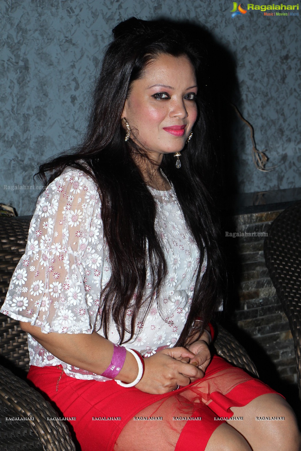 Shazia Bakal Shariff Birthday Party at Club Trinity