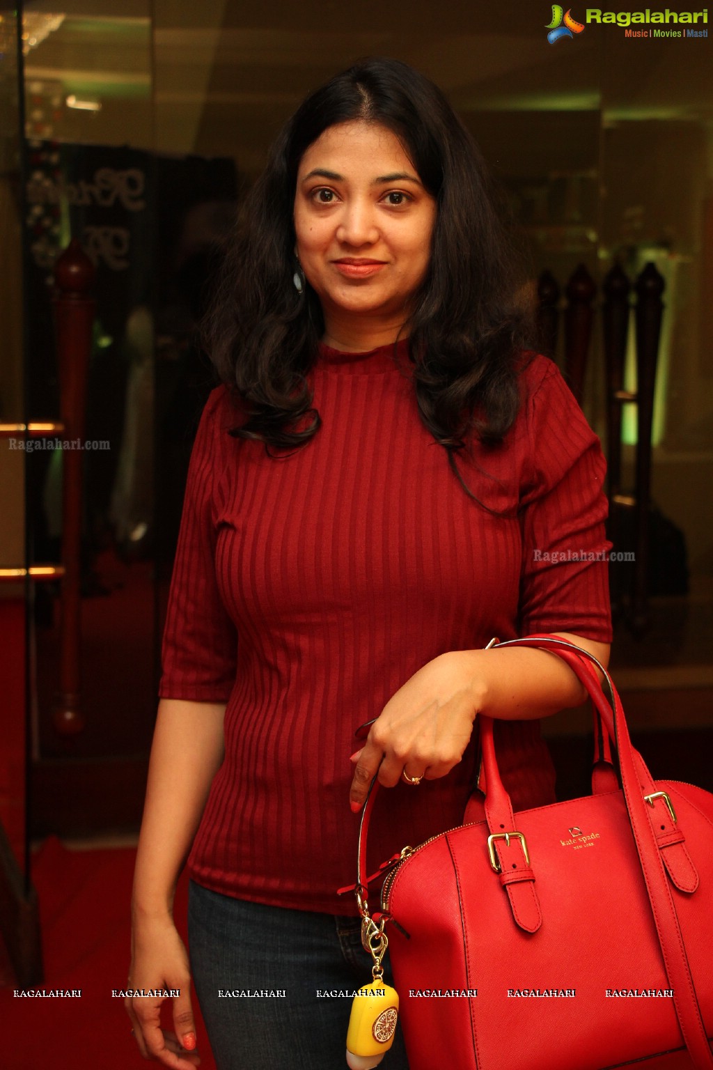 Simrath Juneja inaugurates Trendz Vivah Collection at Taj Krishna