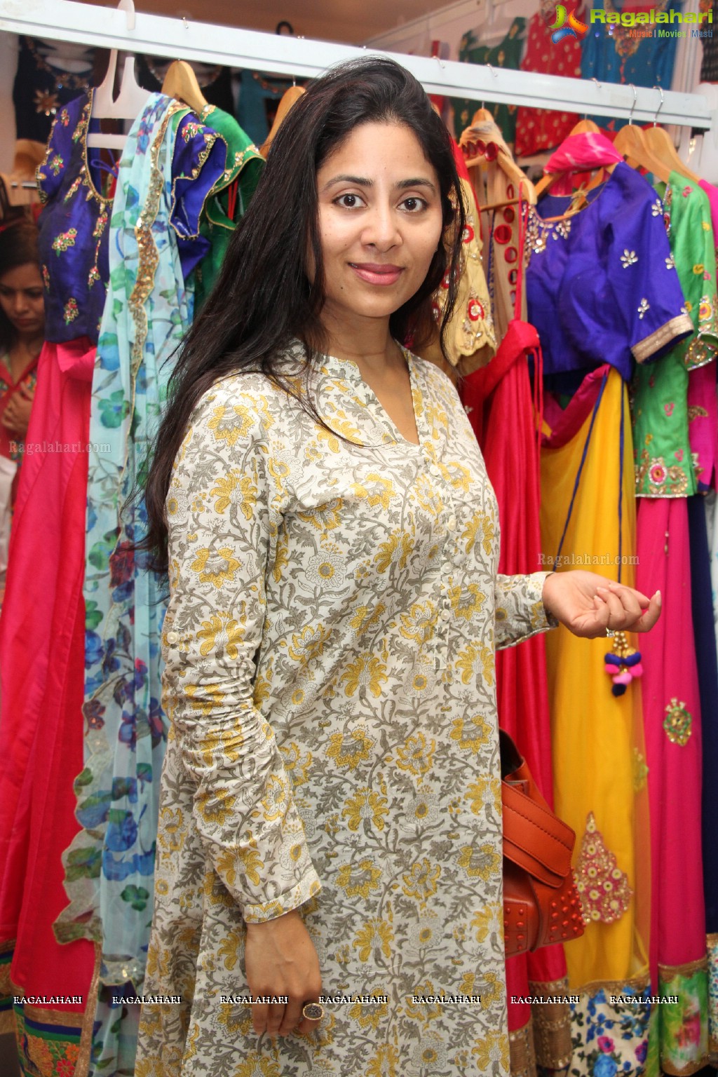 Simrath Juneja inaugurates Trendz Vivah Collection at Taj Krishna