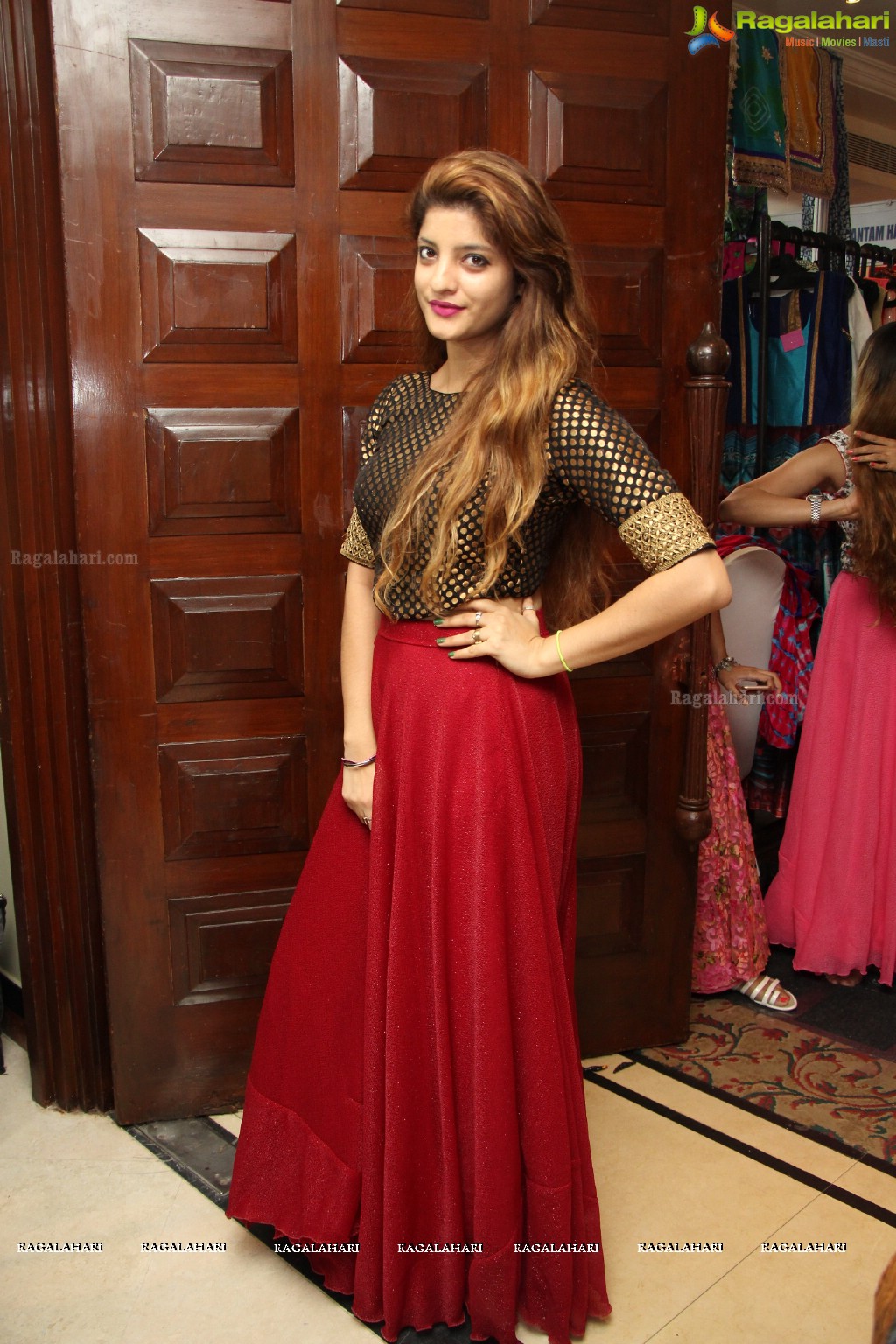 Simrath Juneja inaugurates Trendz Vivah Collection at Taj Krishna