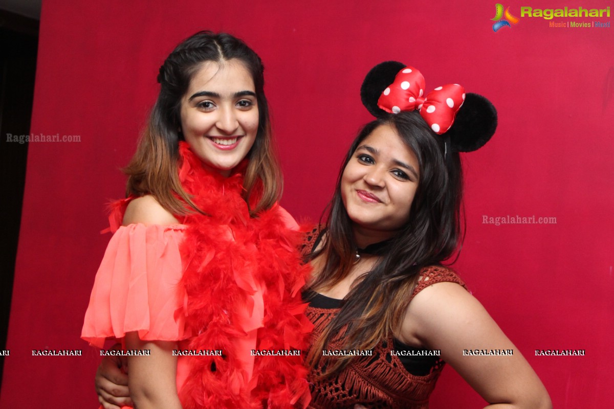 Vidi Rathi 16th Birthday Party at Cuba Libre, GVK One Mall, Banjara Hills, Hyderabad