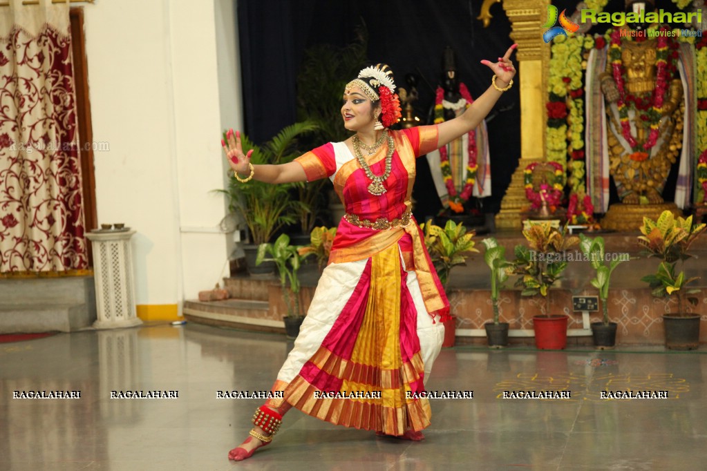 Annama Swararchana - Nrutyarchana by Disciples of Smt. Sridevi Mungara at Annamarcharya Bhavana Vahini, Hyderabad