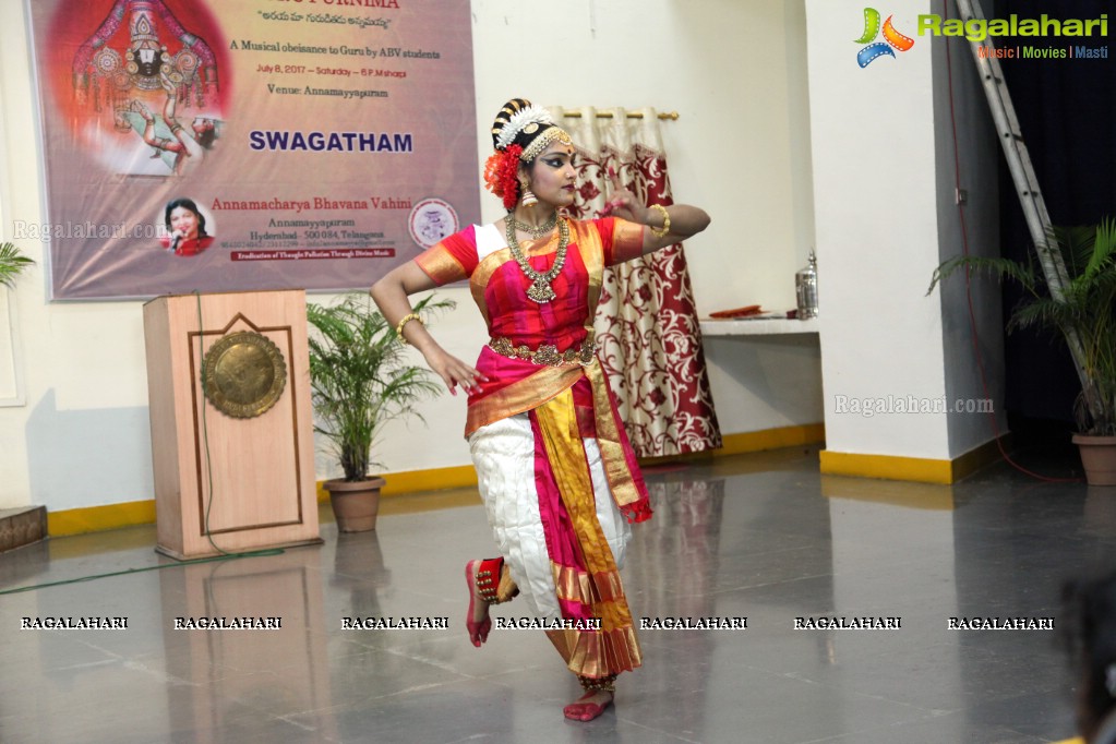 Annama Swararchana - Nrutyarchana by Disciples of Smt. Sridevi Mungara at Annamarcharya Bhavana Vahini, Hyderabad