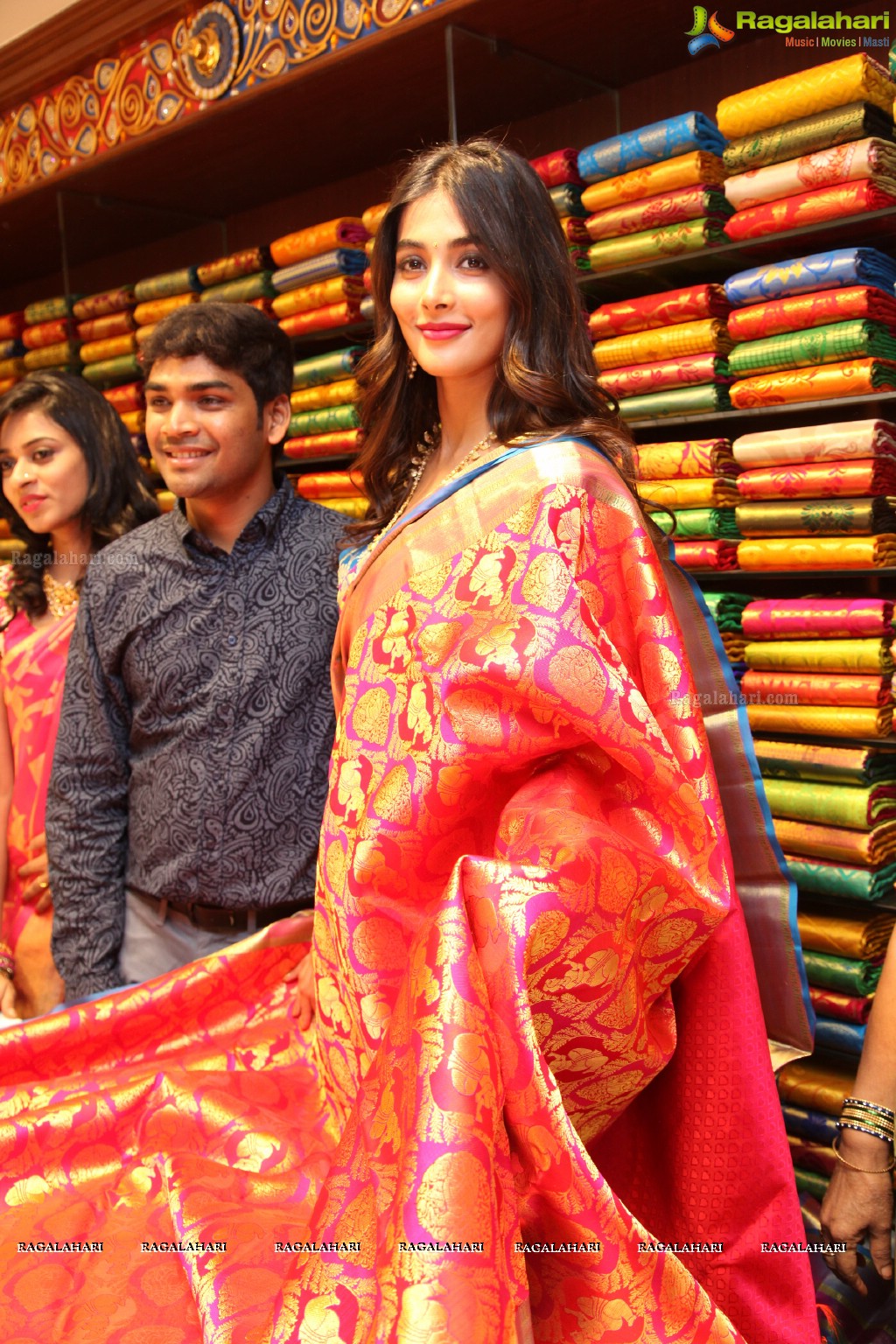 Pooja Hegde launches Anutex Shopping Mall at Kothapet