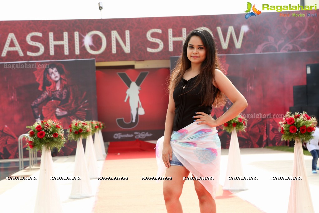 Cocktail Fashion Show - Spring Summer 2018 at Ramcharan Cricket Grounds, Shamshabad