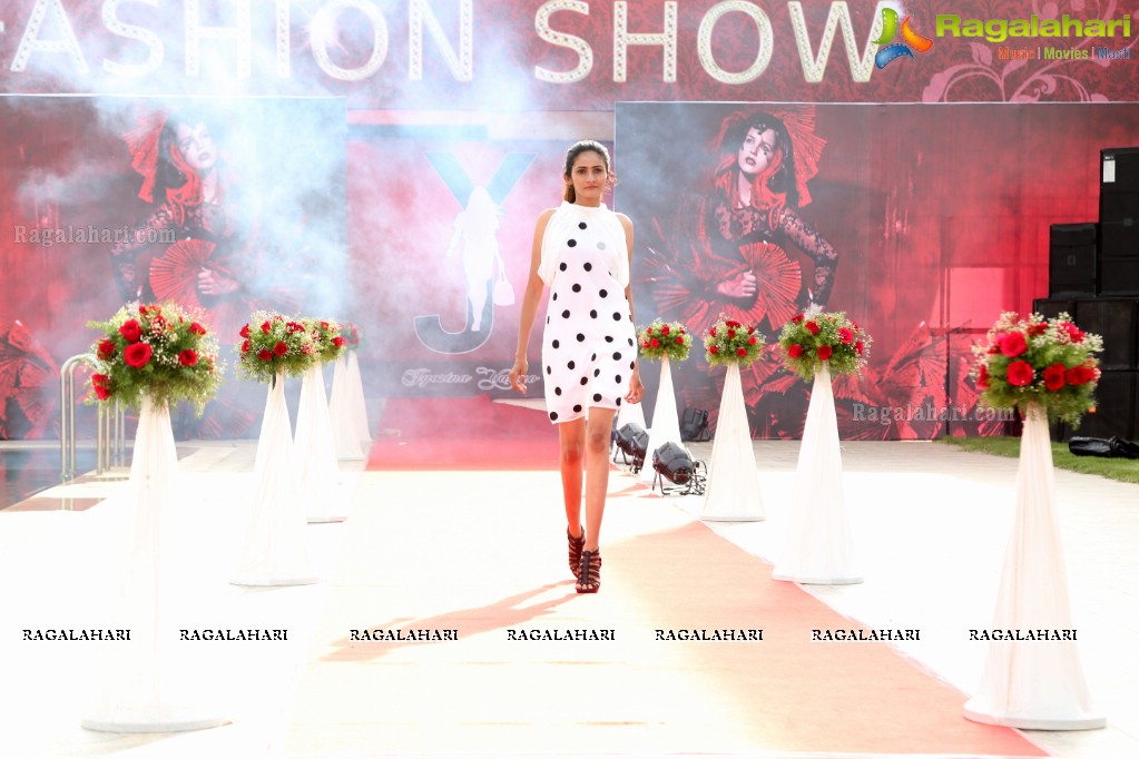 Cocktail Fashion Show - Spring Summer 2018 at Ramcharan Cricket Grounds, Shamshabad