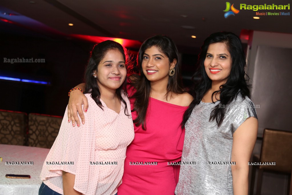 Divinos Flashback Party at Radisson Blu, Hyderabad