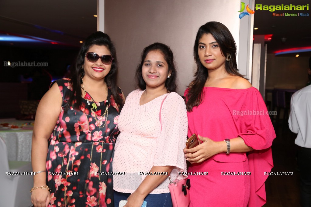 Divinos Flashback Party at Radisson Blu, Hyderabad