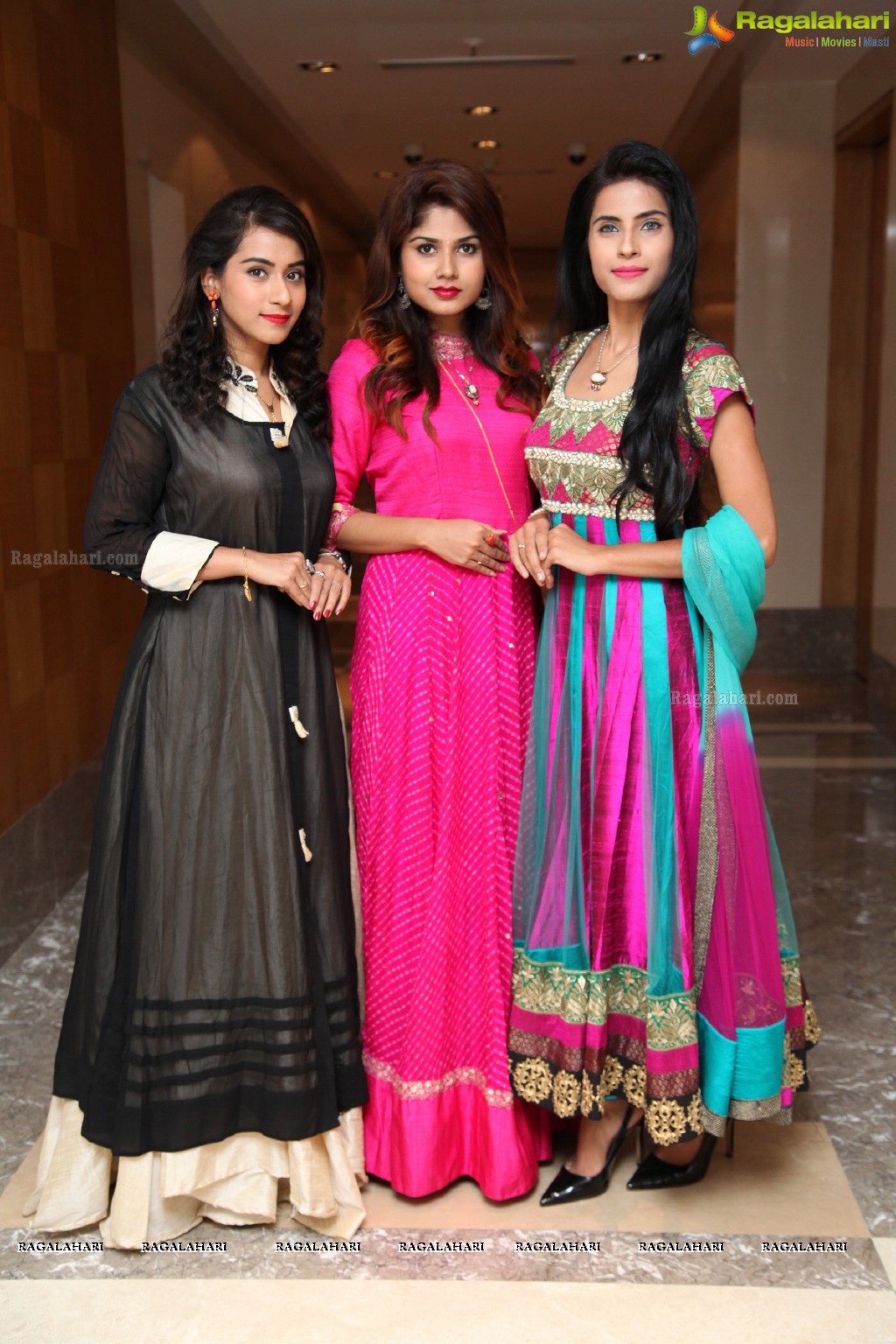 Fashion Showcase and Grand Curtain Raiser of Style Bazaar at Hotel Marigold