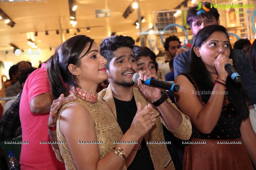 Fever Idol - Hyderabad's First Bollywood Singing Talent Hunt at Inorbit Mall, Hyderabad