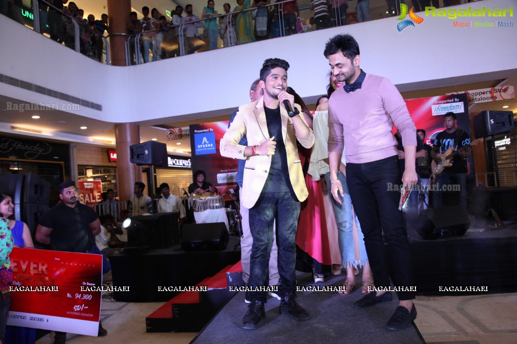 Fever Idol - Hyderabad's First Bollywood Singing Talent Hunt at Inorbit Mall, Hyderabad