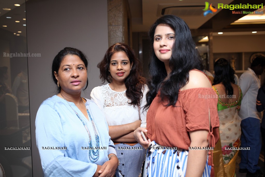 Fine and Traditional Jewellery Launch at Khalasha Jewellers