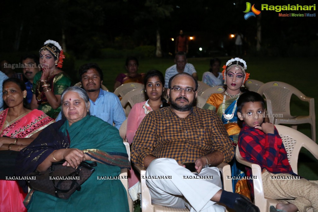 Dance and Dialogue by Haleem Khan and KV Subramanyam at Phoenix Arena, Hyderabad