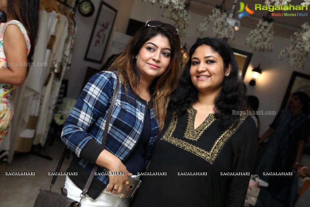 Pinky Reddy launches Ishita Singh Studio at Road #12, Banjara Hills, Hyderabad