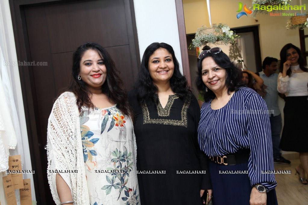 Pinky Reddy launches Ishita Singh Studio at Road #12, Banjara Hills, Hyderabad