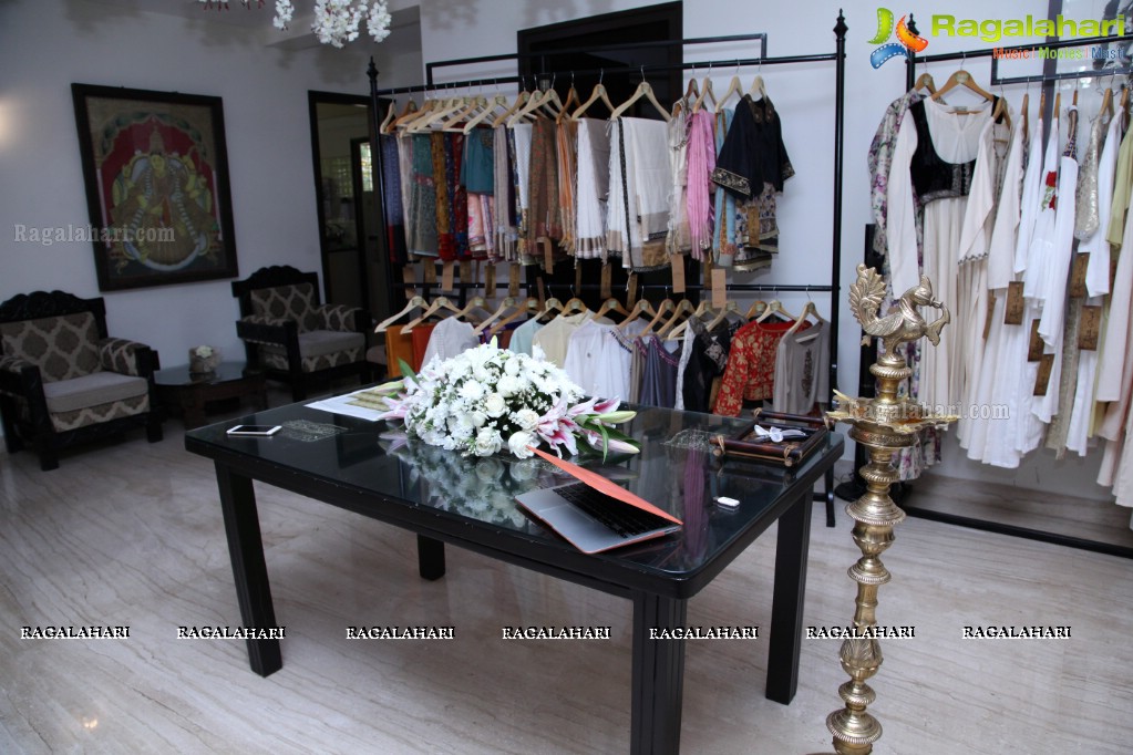 Pinky Reddy launches Ishita Singh Studio at Road #12, Banjara Hills, Hyderabad