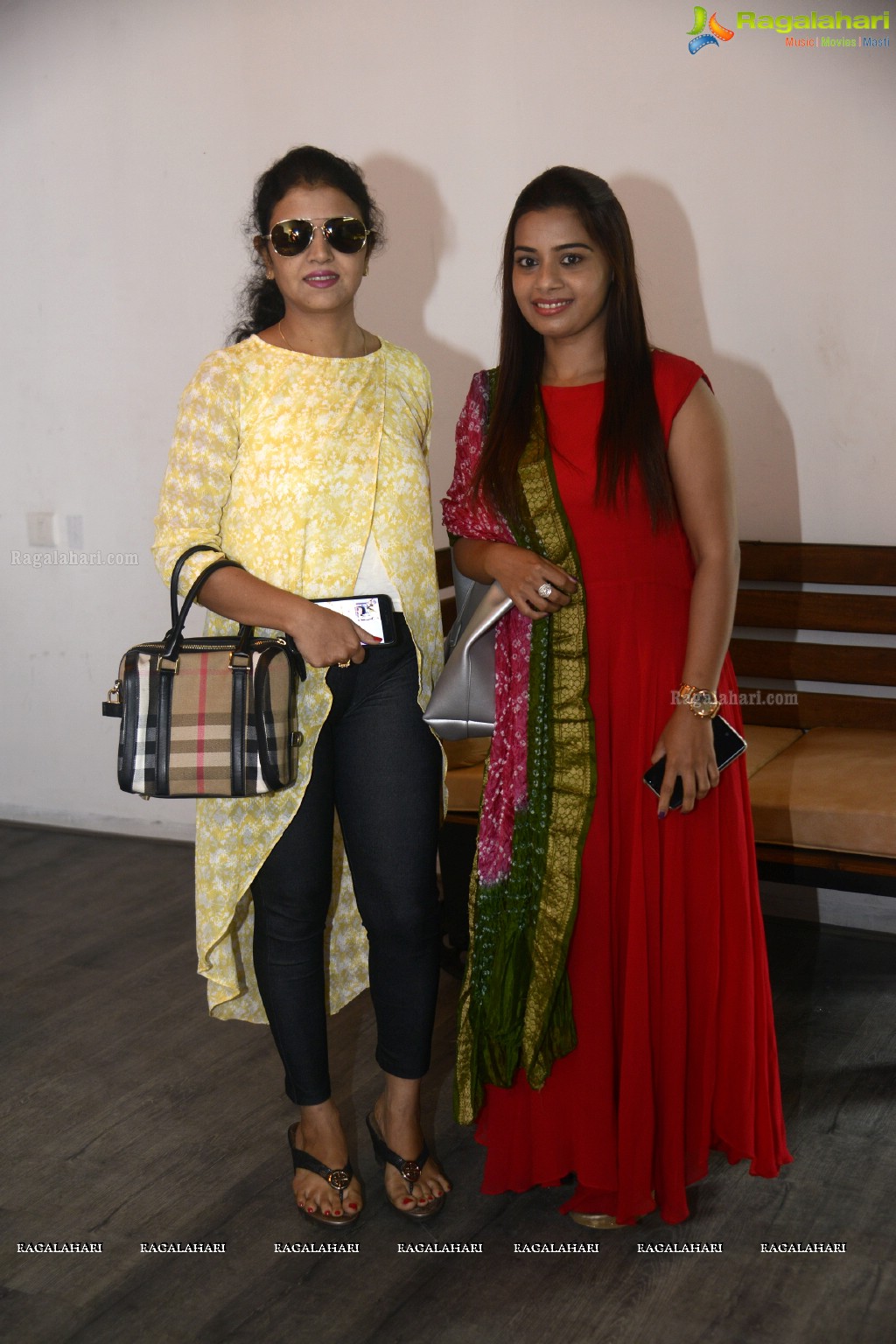 La-Finesse Designer Studio by Payal Agarwal and Pooja Bagga