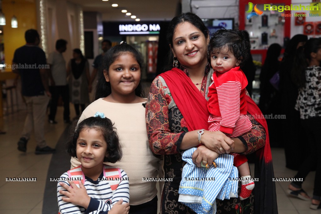 Mom Special Screening by Aayush Agarwal at Prasads IMAX