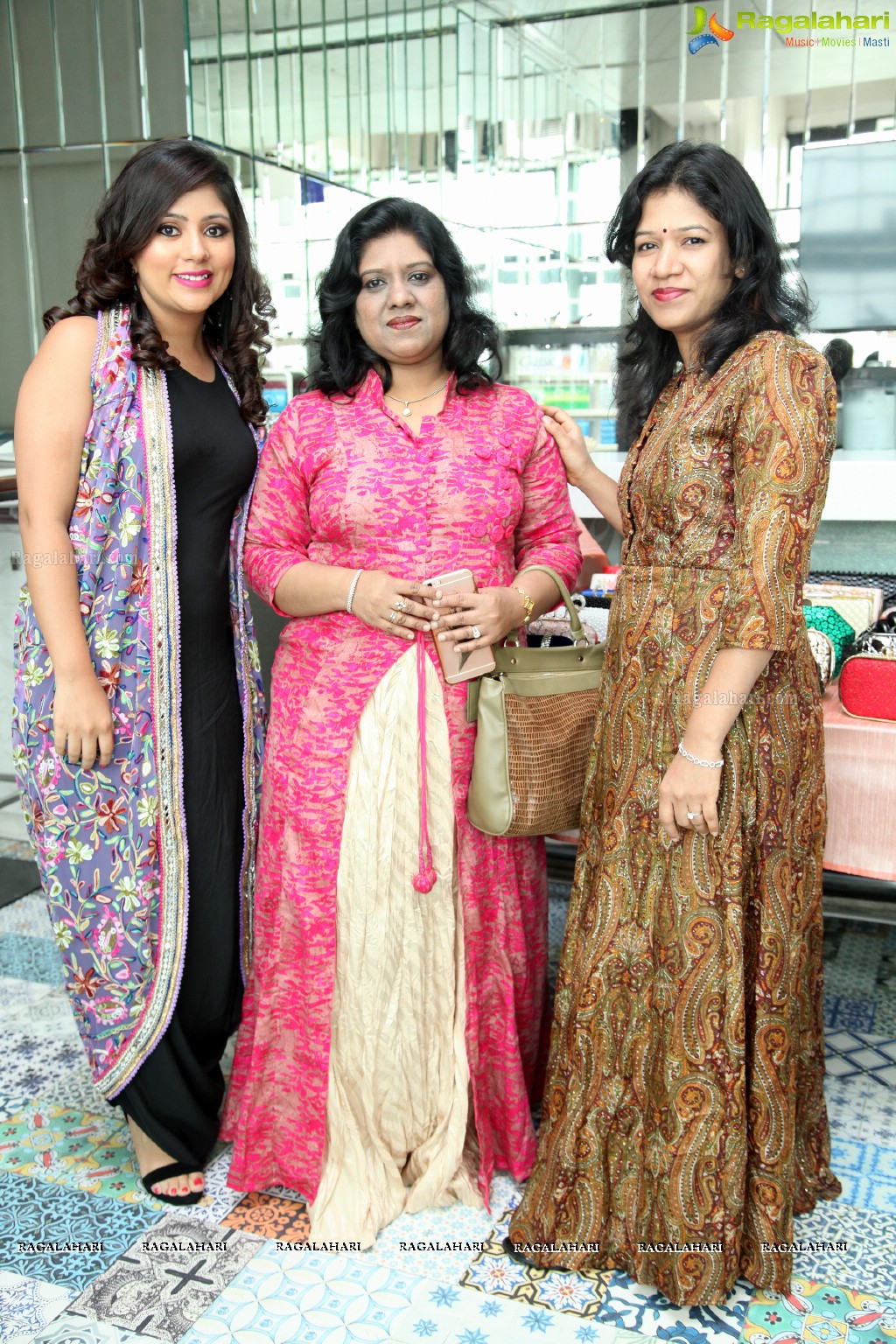 Monsoon Pop Up with Nikita Gupta and Bhavana Mehta at OTM, Hyderabad