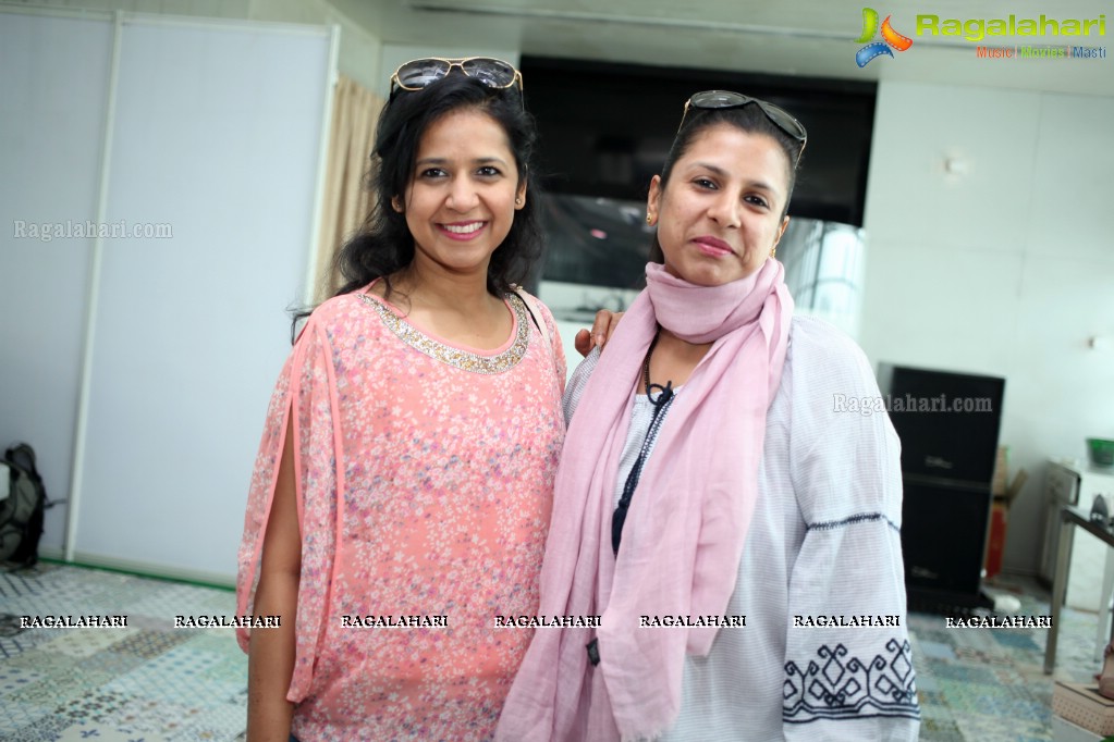 Monsoon Pop Up with Nikita Gupta and Bhavana Mehta at OTM, Hyderabad