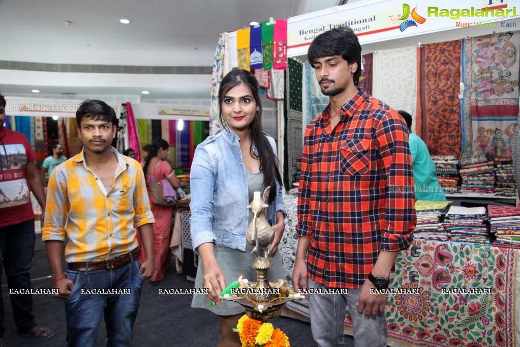 Neha Deshpande Inaugurates Silk India Expo 2017 at Shilpakala Vedika