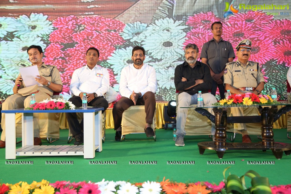 Mega Traffic Awareness Programme for College Students by Allu Arjun and Rajamouli