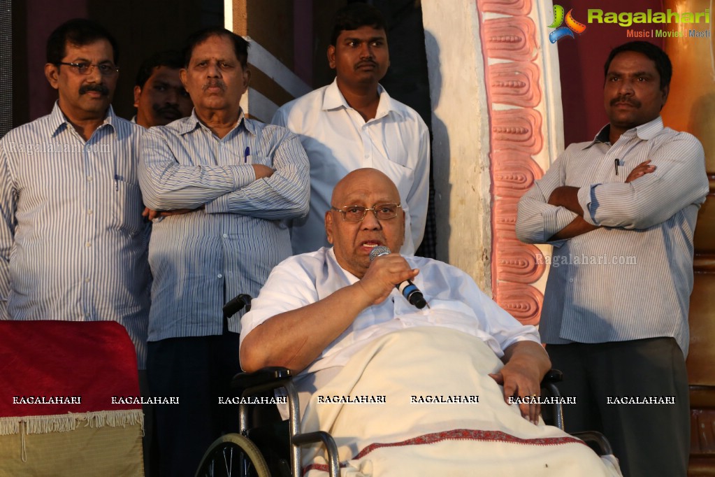 Mega Traffic Awareness Programme for College Students by Allu Arjun and Rajamouli