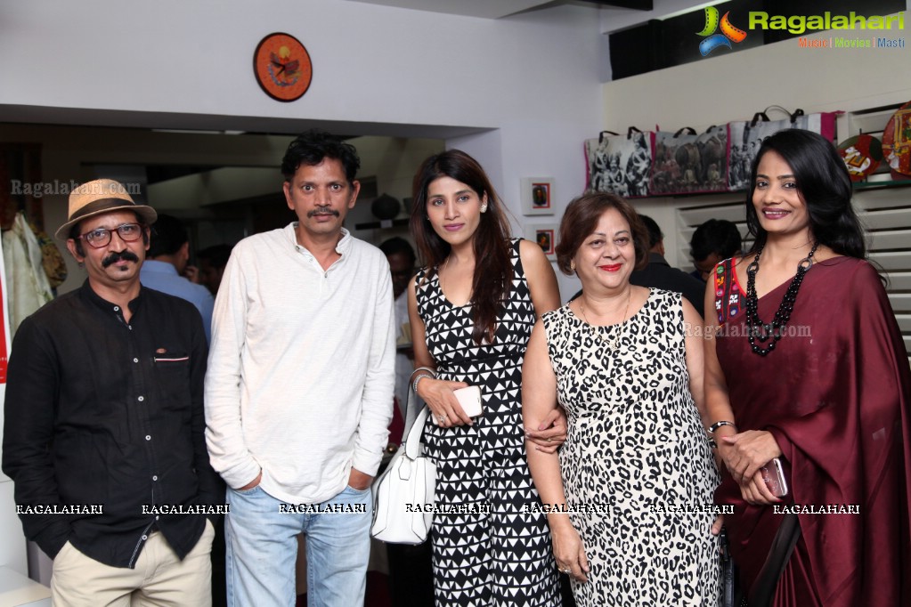 Souls of Wide Walls at Kalakriti Art Gallery