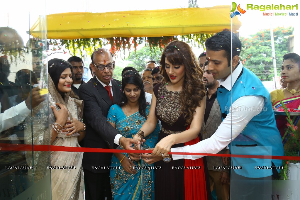 Sudeepa Singh inaugurates Shubham Jewellers at Kothari Chambers, Tarnaka, Secunderabad