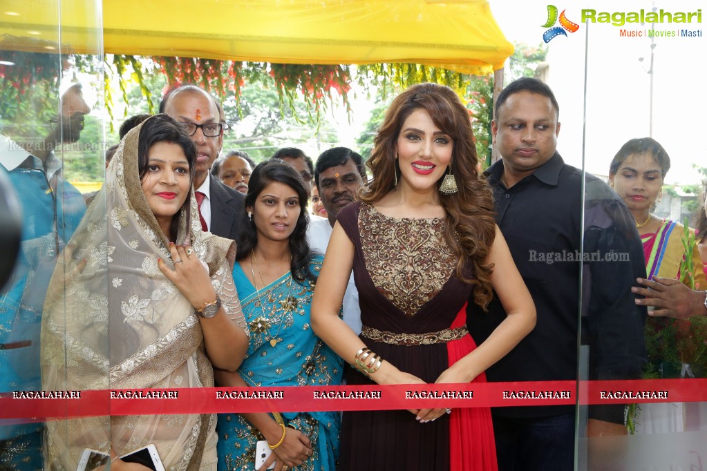 Sudeepa Singh inaugurates Shubham Jewellers at Kothari Chambers, Tarnaka, Secunderabad