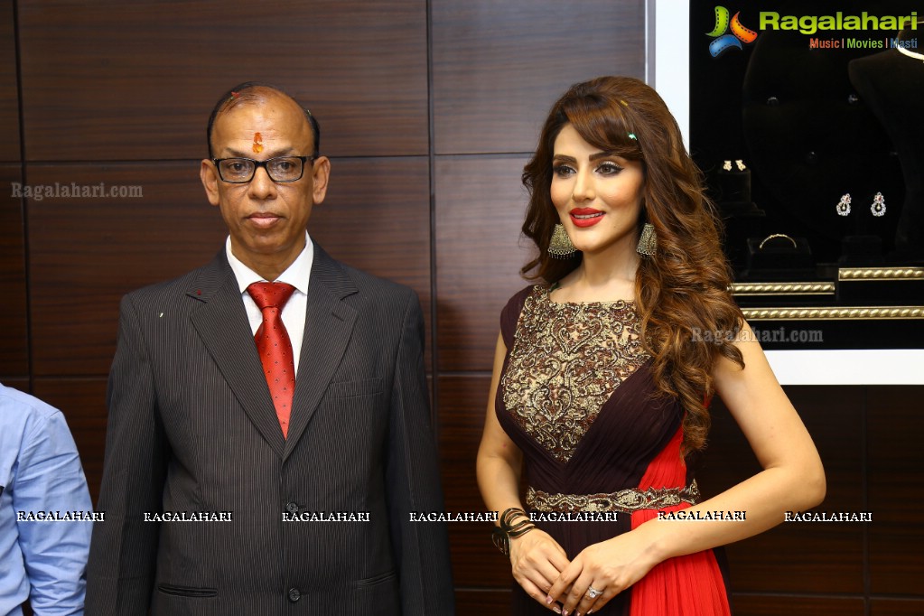 Sudeepa Singh inaugurates Shubham Jewellers at Kothari Chambers, Tarnaka, Secunderabad