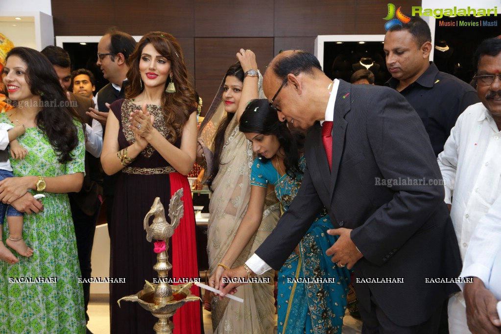 Sudeepa Singh inaugurates Shubham Jewellers at Kothari Chambers, Tarnaka, Secunderabad