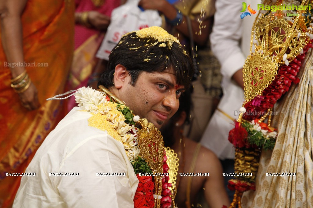 Grand Wedding of Sumanth with Sirisha at Bramaramba Mallikarjuna Swamy Kalyanamandapam, Hyderabad