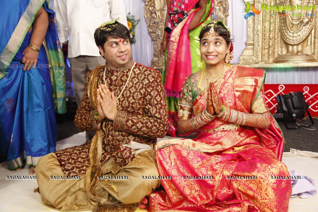 Grand Wedding of Sumanth with Sirisha at Bramaramba Mallikarjuna Swamy Kalyanamandapam, Hyderabad