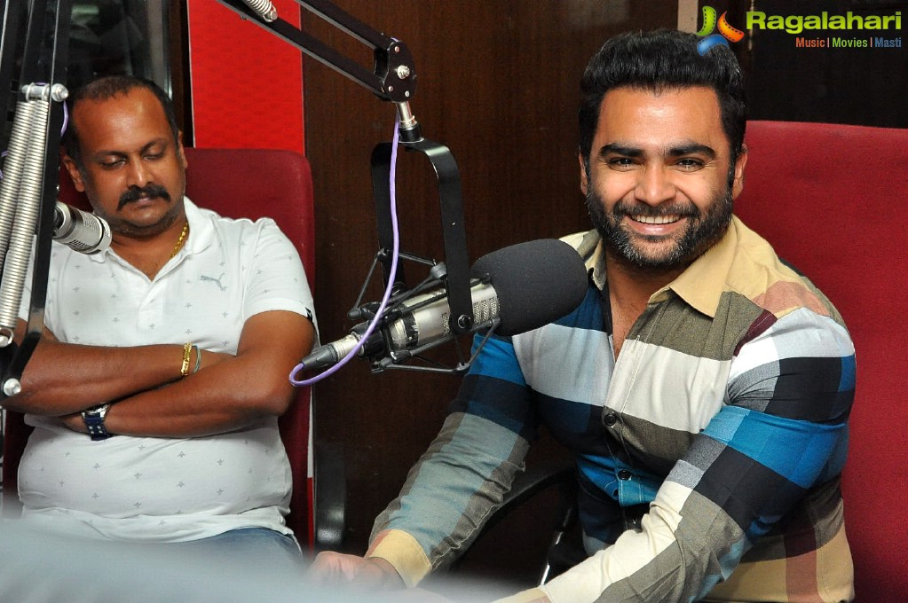 Veedevadu Song Launch at 93.5 Red FM