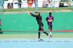 Sania Mirza Neha Dhupia Sania Mirza Tennis Academy