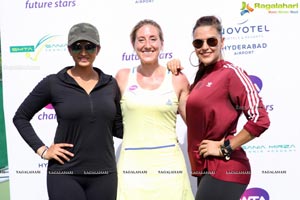 Sania Mirza Neha Dhupia Sania Mirza Tennis Academy