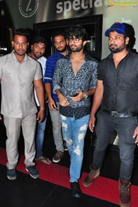 Vijay Devarakonda watches Ee Nagaraniki Emaindi