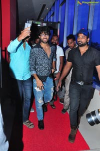 Vijay Devarakonda watches Ee Nagaraniki Emaindi