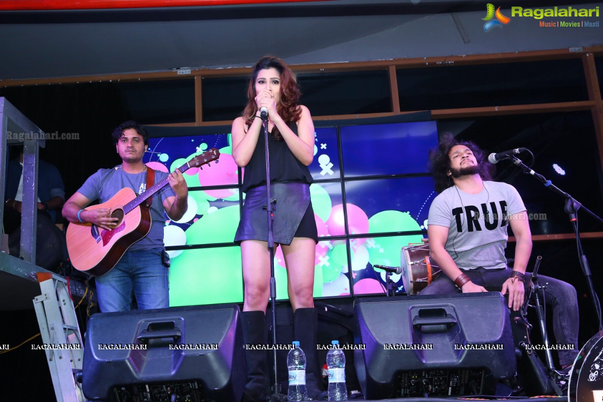 Aastha Gill Live at Karma Lounge, Hyderabad